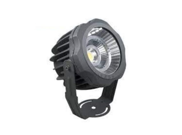 Đèn LED rọi ngoài trời 30W - SST130